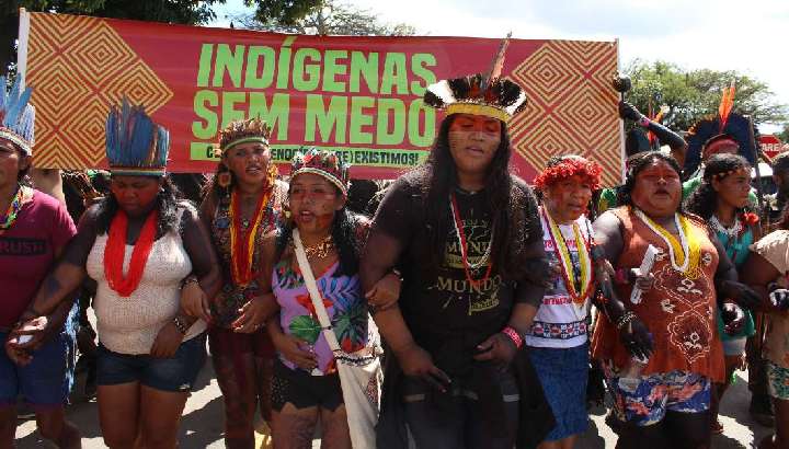 Indigener Protest gegen Landraub in Brasilien